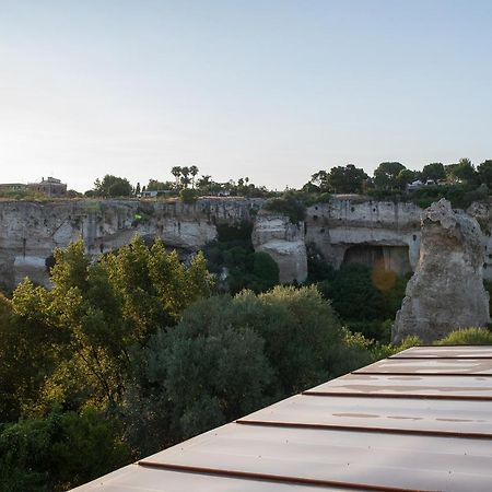Hotel Momento-Teatro Greco Syracuse Exterior foto