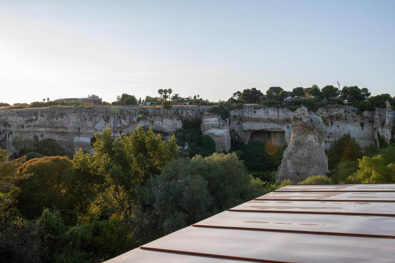 Hotel Momento-Teatro Greco Syracuse Exterior foto